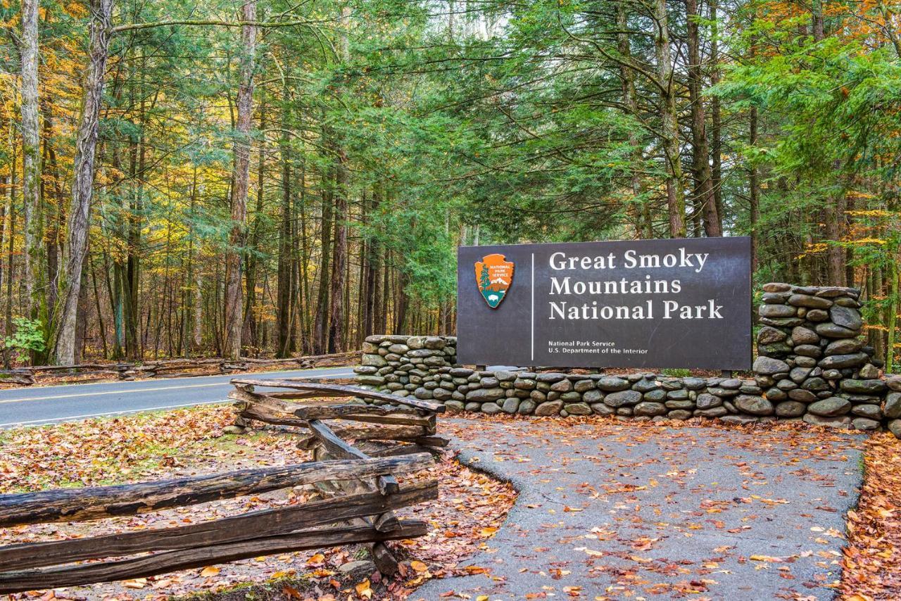 Rocky Top Lookout Gatlinburg Exterior photo